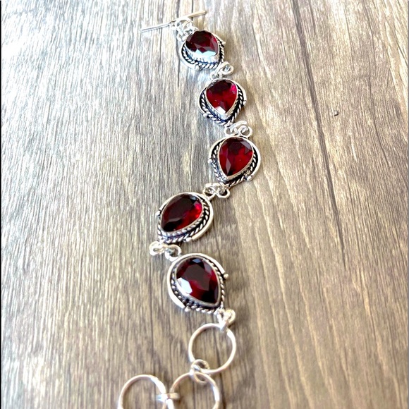 🎈 RED GARNET Designer Style Bracelet - Picture 3 of 5